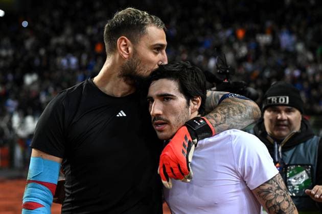 Cm Bruxelles (Belgio) 14 11 2024 - Nations League Belgio-Italia foto Cristiano Mazzi Image nella foto: Sandro Tonali-Gianluigi Donnarumma 