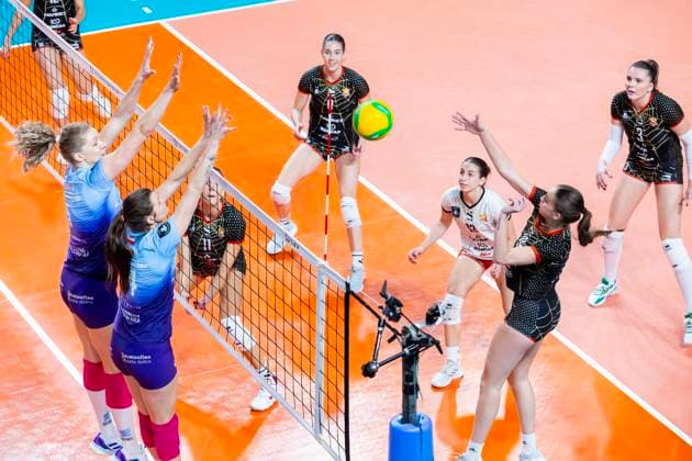 Croatia, Zagreb, 141124. Home of Bojan Stranic volleyball. Mladost Zagreb - Developres Rzeszow, CEV Champions League match. Photo: Tomislav Kristo CROPIX Zagreb Croatia Copyright: xTomislavxKristoxTomislavxKristox mladost_rzeszow13-141124
