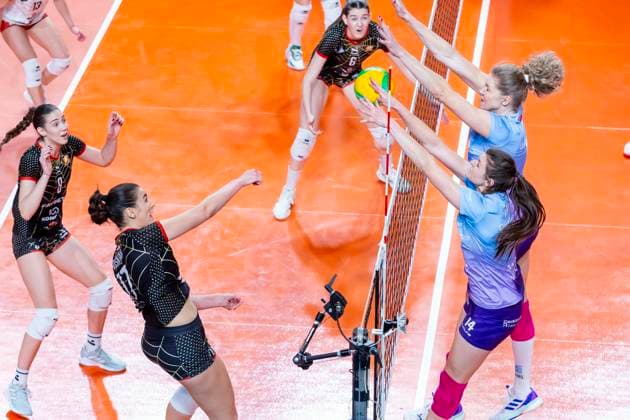Croatia, Zagreb, 141124. Home of Bojan Stranic volleyball. Mladost Zagreb - Developres Rzeszow, CEV Champions League match. Photo: Tomislav Kristo CROPIX Zagreb Croatia Copyright: xTomislavxKristoxTomislavxKristox mladost_rzeszow40-141124