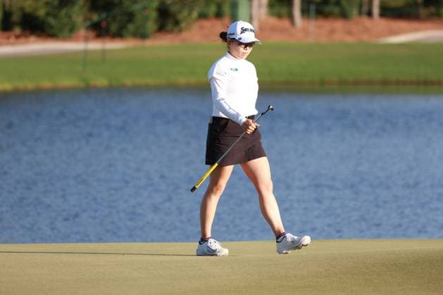 BELLEAIR, FL - NOVEMBER 14: LPGA, Golf Damen player Minami Katsu putts on the 18th hole on November 14, 2024, during the first round of the LPGA The ANNIKA driven by Gainbridge at Pelican Golf Club in Belleair, Florida. (Photo by Brian Spurlock Icon Sportswire) GOLF: NOV 14 LPGA The ANNIKA driven by Gainbridge at Pelican EDITORIAL USE ONLY Icon241114104