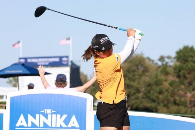 BELLEAIR, FL - NOVEMBER 14: LPGA, Golf Damen player Nasa Hataoka plays her tee shot on the 10th hole on November 14, 2024, during the first round of the LPGA The ANNIKA driven by Gainbridge at Pelican Golf Club in Belleair, Florida. (Photo by Brian Spurlock Icon Sportswire) GOLF: NOV 14 LPGA The ANNIKA driven by Gainbridge at Pelican EDITORIAL USE ONLY Icon241114110