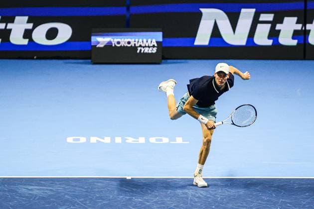 Jannik Sinner Vs Danil Medvedev in Turin, Italy - 14 Nov 2024 Jannik Sinner of Italy plays against Daniil Medvedev of Russia (not in view) on Day five of the Nitto ATP, Tennis Herren World Tour Finals. Jannik Sinner wins 6-3, 6-4 over Daniil Medvedev. Turin Italy Copyright: xMiguelxReisx xSOPAxImagesx ATF Finals2 MR-3019