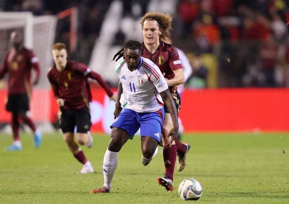 - Belgium v Italy, UEFA Nations League, League A, Group A2, King Baudouin Stadium, Brussels, BELGIUM - 14th November 2024. Daniel Weir Crystal Pix Moise Kean of Italy & Fiorentina battles Wout Faes of Belgium & Leicester City. - Belgium v Italy, UEFA Nations League, League A, Group A2, King Baudouin Stadium, Brussels, BELGIUM - 14th November 2024. Daniel Weir Crystal Pix Brussels King Baudouin Stadium BELGIUM Copyright: xDanxWeirx CP_Belgium_Italy_48