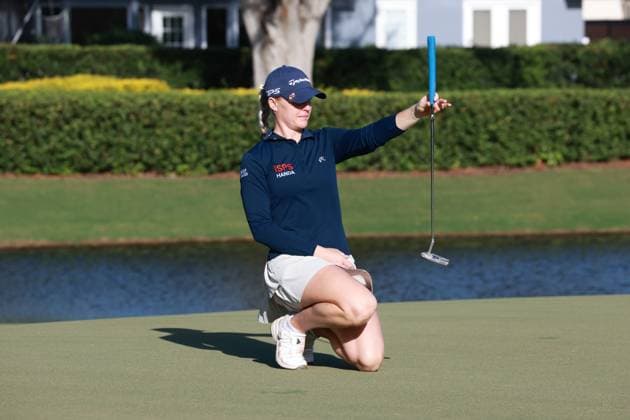 BELLEAIR, FL - NOVEMBER 14: LPGA, Golf Damen golfer Charley Hull lines up her putt on the 12th hole on November 14, 2024, during the first round of the LPGA The ANNIKA driven by Gainbridge at Pelican Golf Club in Belleair, Florida. (Photo by Brian Spurlock Icon Sportswire) GOLF: NOV 14 LPGA The ANNIKA driven by Gainbridge at Pelican EDITORIAL USE ONLY Icon241114177