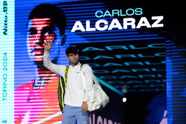 & xa0;Spain s Carlos Alcaraz before the singles tennis match of the ATP, Tennis Herren World Tour Finals against Germany s Alexander Zverev at the Inalpi Arena in Turin, Italy - - Friday, November 15, 2024.  Copyright: xMarcoxAlpozzi LaPressex