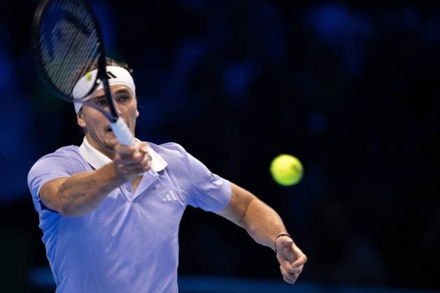 Germany s Alexander Zverev returns the ball to Spain s Carlos Alcaraz& xa0;during& xa0;their singles tennis match of the ATP, Tennis Herren World Tour Finals at the Inalpi Arena, in Turin, Italy - - Friday, November 15, 2024.  Copyright: xMarcoxAlpozzi LaPressex