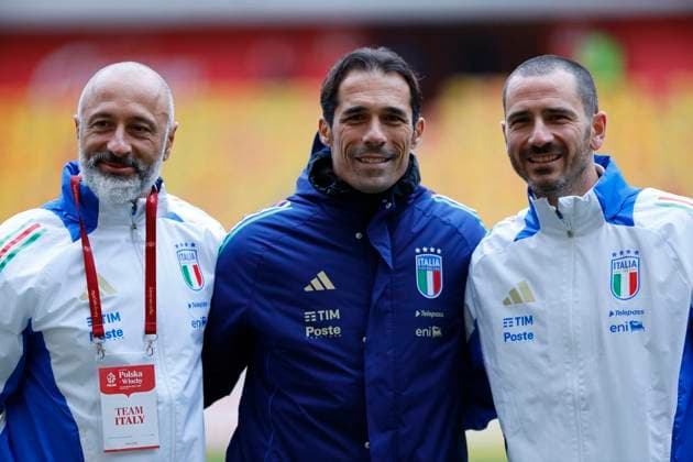 Fußball, U20 Elite League, Polen - Italien Bialystok, 15.11.2024 PILKA NOZNA MECZ ELITE LEAGUE REPREZENTACJI DO LAT 20: POLSKA - WLOCHY - - - U-20 ELITE LEAGUE FOOTBALL MATCH: POLAND - ITALY - - - NZ COACH, TRENER, BERNARDO CORRADI COACH, TRENER, LEONARDO BONUCCI Fot. Maciej Gilewski 058sport.pl NEWSPIX.PL --- newspix.pl 
