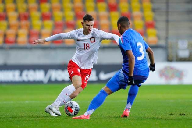 Fußball, U20 Elite League, Polen - Italien Bialystok, 15.11.2024 PILKA NOZNA MECZ ELITE LEAGUE REPREZENTACJI DO LAT 20: POLSKA - WLOCHY - - - U-20 ELITE LEAGUE FOOTBALL MATCH: POLAND - ITALY - - - NZ MARCEL KRAJEWSKI RIYAD IDRISSI Fot. Maciej Gilewski 058sport.pl NEWSPIX.PL --- newspix.pl 