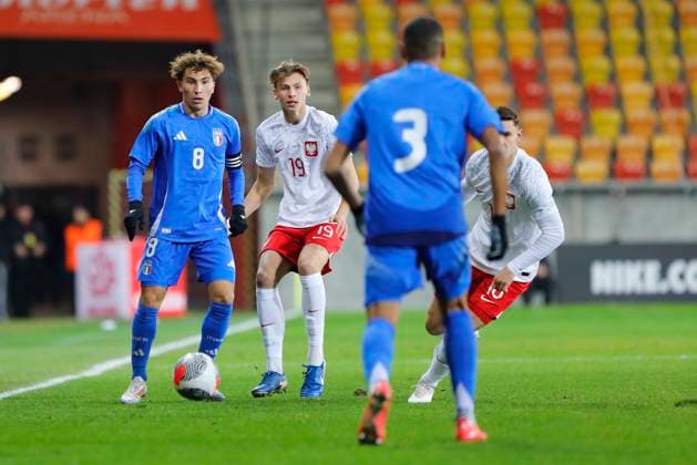 Fußball, U20 Elite League, Polen - Italien Bialystok, 15.11.2024 PILKA NOZNA MECZ ELITE LEAGUE REPREZENTACJI DO LAT 20: POLSKA - WLOCHY - - - U-20 ELITE LEAGUE FOOTBALL MATCH: POLAND - ITALY - - - NZ LUCA DI MAGGIO JAN ZIOLKOWSKI MARCEL KRAJEWSKI Fot. Maciej Gilewski 058sport.pl NEWSPIX.PL --- newspix.pl 