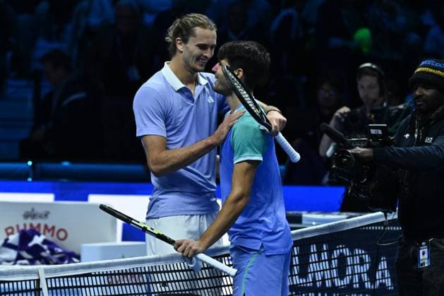 Alexander Zverev (GER) and Carlos Alcaraz (ESP) during day six of the Nitto ATP, Tennis Herren finals 2024 at Inalpi Arena on November 15, 2024 in Turin, Italy.  Copyright: xDomenicoxCippitelli IPAxSportx x xx IPA_51587033 IPA_Agency_IPA51587033