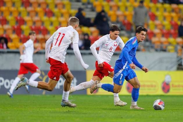 Bialystok, 15.11.2024 PILKA NOZNA MECZ ELITE LEAGUE REPREZENTACJI DO LAT 20: POLSKA - WLOCHY - - - U-20 ELITE LEAGUE FOOTBALL MATCH: POLAND - ITALY - - - NZ WIKTOR NOWAK DARIUSZ STALMACH ALBERTO MANZONI Fot. Maciej Gilewski 058sport.pl NEWSPIX.PL --- newspix.pl 