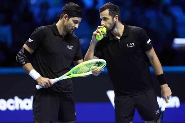 Mate Pavic (Croatia) und Marcelo Arevalo (El Salvador) speaks with, Day 6, Nitto ATP, Tennis Herren Finals 2024, INALPI Arena, November 15, 2024, Turin, Italy.