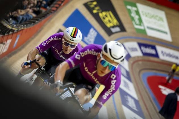 Belgian Lindsay De Vylder pictured in action during day four of the Zesdaagse Vlaanderen-Gent six-day indoor Track cycling, Rad, Radsport, Bahnrad, Bahn event at the indoor cycling arena t Kuipke, Friday 15 November 2024, in Gent. DAVIDxPINTENS  x105494438x