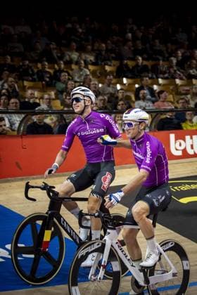 Belgian Robbe Ghys and Belgian Lindsay De Vylder pictured during day four of the Zesdaagse Vlaanderen-Gent six-day indoor Track cycling, Rad, Radsport, Bahnrad, Bahn event at the indoor cycling arena t Kuipke, Friday 15 November 2024, in Gent. DAVIDxPINTENS  x105496135x