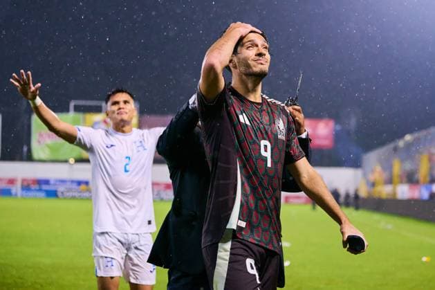 RECORD DATE NOT STATED IV CONCACAF NATIONS LEAGUE 2024-2025 Honduras 2-0 Mexico Raul Jimenez of Mexico during the Quarterfinals first leg match between Honduras and Mexican national team, Nationalteam (Mexico) as part of the Concacaf Nations League 2024-2025 at Francisco Morazan Stadium on November 15, 2024 in San Pedro Sula, Honduras. SAN PEDRO SULA HONDURAS HONDURAS  Copyright: xJosexLuisxMelgarejox 20241115231147_CNL_CFI_HON_MEX_JIMENEZ239