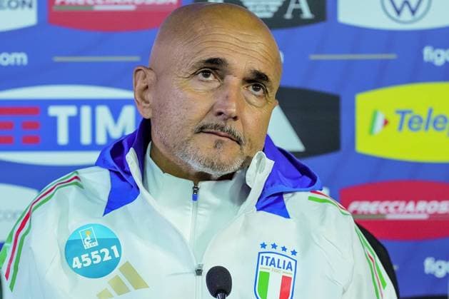 Italy s head coach Luciano Spalletti during the press conference, PK, Pressekonferenz before the soccer match between Italy and France, Appiano Gentile ( CO ) North Italy - Saturday , November 16 , 2024. - Soccer .  Copyright: xSpada LaPressex