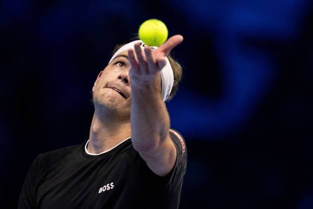 United States Taylor Fritz serves to Germany s Alexander Zverev during the singles tennis match of the ATP, Tennis Herren World Tour Finals at the Inalpi Arena in Turin, Italy - - Saturday, November 16, 2024.  Copyright: xMarcoxAlpozzi LaPressex