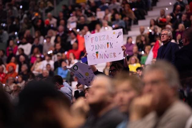 Supporters of Italy s Jannik Sinner react during the singles tennis match of the ATP, Tennis Herren World Tour Finals against Norway s Casper Ruud at the Inalpi Arena in Turin, Italy - - Saturday, November 16, 2024.  Copyright: xMarcoxAlpozzi LaPressex