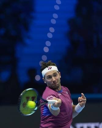 (241117) -- TURIN, Nov. 17, 2024 -- Casper Ruud hits a return during the men s singles semifinal between Jannik Sinner of Italy and Casper Ruud of Norway at the Nitto ATP, Tennis Herren Finals in Turin, Italy, Nov. 16, 2024. ) (SP)ITALY-TURIN-TENNIS-NITTO ATP FINALS-SEMIFINAL-SINNER VS RUUD LixJing 