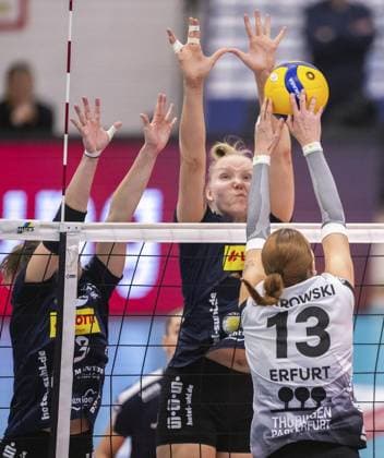 VOLLEYBALL WOMEN 1 BL SWE SUHL FOR EDITORIAL PURPOSES ONLY p 16 11 2024 Erfurt Volleyball 1 Bundesliga Season 2024 2025 Women 9 Matchday Riethsporthalle Schwarz Weiss Erfurt VfB Suhl LOTTO Thüringen in photo Lara Darowski 13 Schwarz Weiss Erfurt , Roosa Laakkonen 4 VfB Suhl LOTTO Thüringen , Lara Nagels VfB Suhl LOTTO Thüringen Germany Thueringen Erfurt Copyright SaschaxFromm Copyright: SaschaxFromm doc7y36gn28is913bicvm7f ,EDITORIAL USE ONLY Copyright: SaschaxFromm