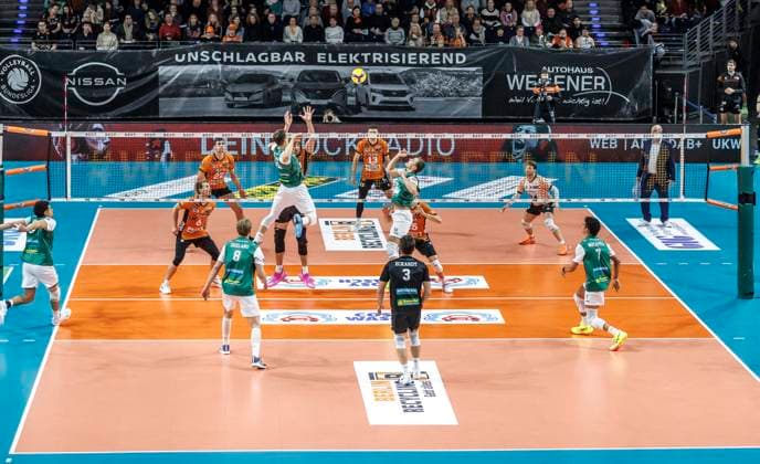 16 11 24, Berlin, Volleyball 1 Bundesliga, Men, Matchday 8, BR Volleys TSV Haching Muenchen, Max Schmeling Halle BR Volleys TSV Haching Muenchen