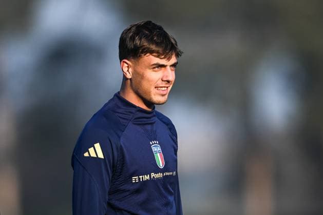 Italy Training Session & press conference, PK, Pressekonferenz Daniel Maldini of Italy participates in an Italy training session at BPER Training Centre in Appiano Gentile, Como, Italy, on November 16, 2024 Appiano Gentile, Como Italy  Copyright: xTizianoxBallabiox originalFilename:ballabio-italytra241116_nphDI.jpg