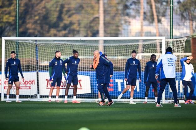 Italy Training Session & press conference, PK, Pressekonferenz Head coach of Italy, Luciano Spalletti, participates in an Italy training session at BPER Training Centre in Appiano Gentile, on November 16, 2024, in Como, Italy. Appiano Gentile, Como Italy  Copyright: xTizianoxBallabiox originalFilename:ballabio-italytra241116_npG8g.jpg