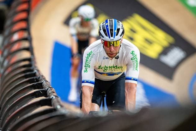 KLUGE Roger Lotto Zesdaagse Vlaanderen Gent 2024 KLUGE Roger GER Schneider Electric Germany Landscape horizontal Landscape Event Event Lotto Zesdaagse Vlaanderen Gent 2024 Category Category Cycling Track Cycling Sixdays Elite Men Location Location Europe Belgium Gent Citadelpark tÂ Kuipke Discipline Madison Distance m Date Date 16 11 2024 Saturday Day 6