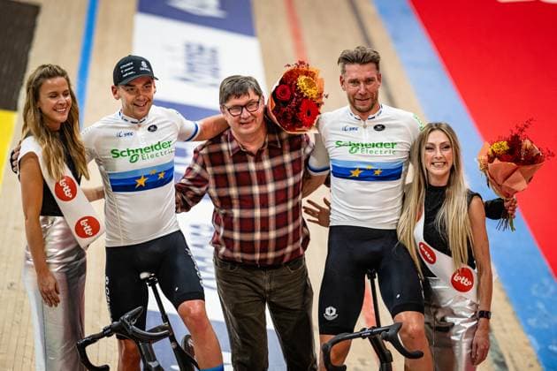 REINHARDT Theo, KLUGE Roger Lotto Zesdaagse Vlaanderen Gent 2024 REINHARDT Theo KLUGE Roger GER Schneider Electric Germany Winner Madison Race Award Ceremony Medal Ceremony Podium Landscape horizontal Landscape Event Event Event Lotto Zesdaagse Vlaanderen Gent 2024 Category Category Cycling Track Cycling Sixdays Elite Men Location Location Europe Belgium Gent Citadelpark tÂ Kuipke Discipline Madison Distance m Date Date 16 11 2024 Saturday Day 6