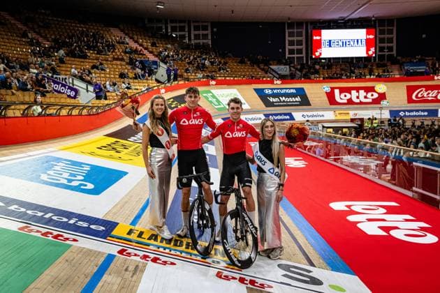 KESSLER Bruno, BOOS Benjamin Lotto Zesdaagse Vlaanderen Gent 2024 KESSLER Bruno BOOS Benjamin GER Team 10 Germany Leader General Classement Award Ceremony Medal Ceremony Podium Landscape horizontal Landscape Event Event Lotto Zesdaagse Vlaanderen Gent 2024 Category Category Cycling Track Cycling Sixdays Elite Men U23 Beloften Location Location Europe Belgium Gent Citadelpark tÂ Kuipke Discipline Madison Distance m Date Date 16 11 2024 Saturday Day 7