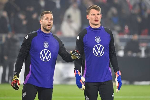 from left Goalkeeper Oliver BAUMANN GER , Goalkeeper Alexander NUEBEL GER warming up, Action Soccer UEFA Nations League Germany GER Bosnia Herzegovina BIH 7 0 on 16 10 2024 at Europa Parks Stadion Freiburg,