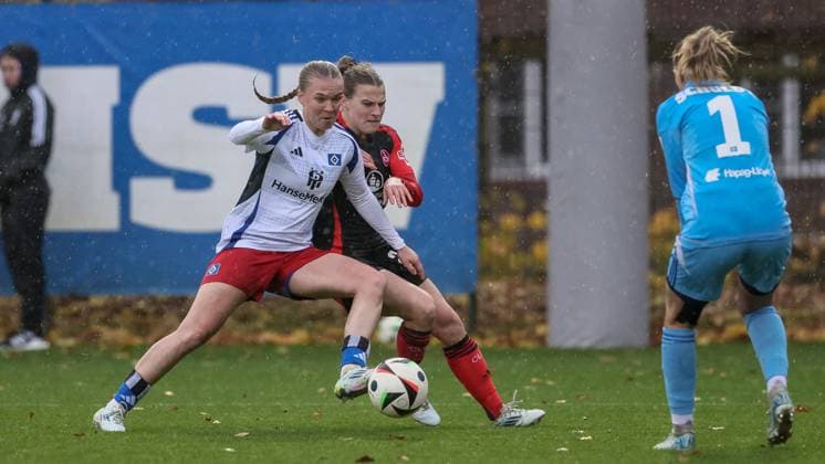 from left Annaleen Böhler Hamburger SV, 6 and Nastassja Lein 1 FC Nürnberg, 24 in duel, duel, dynamic, action, action scene, Inga Schuldt goalkeeper, goalkeeper, Hamburger SV, 1 , THE DFB REGULATIONS PROHIBIT ANY USE OF PHOTOGRAPHS AS IMAGE SEQUENCES AND OR QUASI VIDEO , 17 11 2024, Hamburg Germany , Football, 2 Womens Bundesliga, Hamburger SV 1 FC Nürnberg xobx