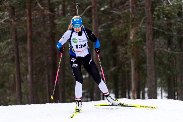 241117 Regina Ermits of Estonia competes in the women s 7,5km sprint during the Swedish Premiere in biathlon on November 17, 2024 in Idre Photo Sara Damne BILDBYRAN kod SD MT0697 skidskytte biathlon skiskyting sverigepremiären sverigepremiär swedish premiere sverige bbeng  Copyright: SARAxDAMNE BB241117SD052