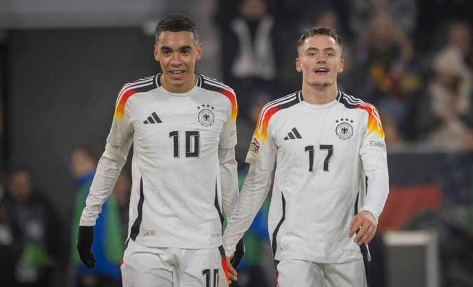 Freiburg, Germany 16th Nov 2024 Goal celebration Jamal Musiala DFB Florian Wirtz DFB Germany Bosnia Germany Bosnia 16 11 2024