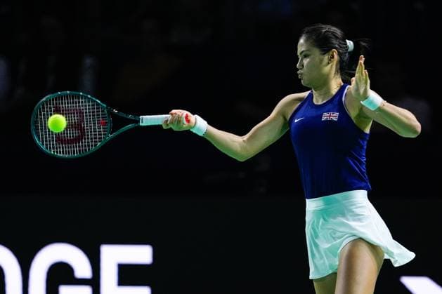 November 17, 2024, Malaga, Malaga, SPAIN: Emma Raducanu of Great Britain in action against Rebecca Marino of Canada during tennis match between Canada and Great Britain during The Billie Jean King Cup at Martin Carpena Pavilion stadium on November 17, 2024, in Malaga, Spain Malaga SPAIN - ZUMAa181 20241117_zaa_a181_340 Copyright: xJoaquinxCorcherox