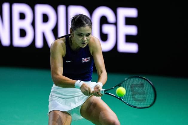 November 17, 2024, Malaga, Malaga, SPAIN: Emma Raducanu of Great Britain in action against Rebecca Marino of Canada during tennis match between Canada and Great Britain during The Billie Jean King Cup at Martin Carpena Pavilion stadium on November 17, 2024, in Malaga, Spain Malaga SPAIN - ZUMAa181 20241117_zaa_a181_367 Copyright: xJoaquinxCorcherox