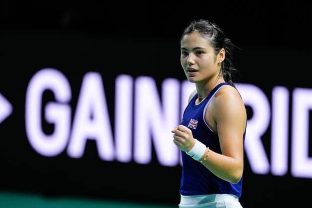 November 17, 2024, Malaga, Malaga, SPAIN: Emma Raducanu of Great Britain celebrate the victory against Rebecca Marino of Canada during tennis match between Canada and Great Britain during The Billie Jean King Cup at Martin Carpena Pavilion stadium on November 17, 2024, in Malaga, Spain Malaga SPAIN - ZUMAa181 20241117_zaa_a181_368 Copyright: xJoaquinxCorcherox