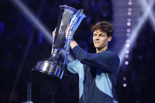 Jannik Sinner vs Taylor Fritz Jannik Sinner of Italy celebrates with the trophy at the end of the final singles match between Jannik Sinner of Italy and Taylor Fritz of USA on Day eight of the Nitto ATP, Tennis Herren World Tour Finals. Torino Inalpi Arena Italy Copyright: xMarcoxCanonierox