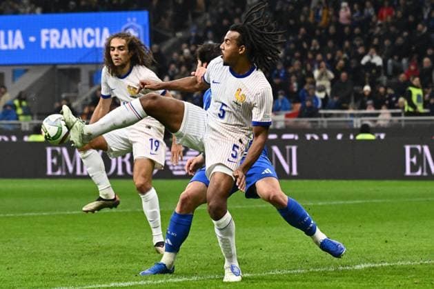 CALCIO - UEFA Nations League - Italy vs France Jules Kounde (FRA) and Sandro Tonali (ITA) in action during the UEFA Nations League Matchday 6 match between Italy and FRance at the San Siro Stadium on November 17, 2024 in Milan, Italy. Milan Italy  Copyright: xIPAxSport ABACAx