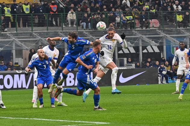 Nations League - Italy v France adrien rabiot (france) scores the goal of 1-3 during Italy vs France, Football UEFA Nations Leage match in Milan, Italy, November 17 2024 Photo by IPA ABACAPRESS.COM Milan Italy  Copyright: xIPA ABACAx