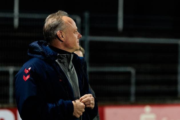 Google Pixel Womens Bundesliga, 1 FC Köln SV Werder Bremen 18 11 2024 Daniel Weber Coach 1 FC Köln Google Pixel Womens Bundesliga, 1 FC Köln SV Werder Bremen, Cologne, Franz Kremer Stadium on 18 11 2024 Copyright: xBEAUTIFULxSPORTS Wunderlx