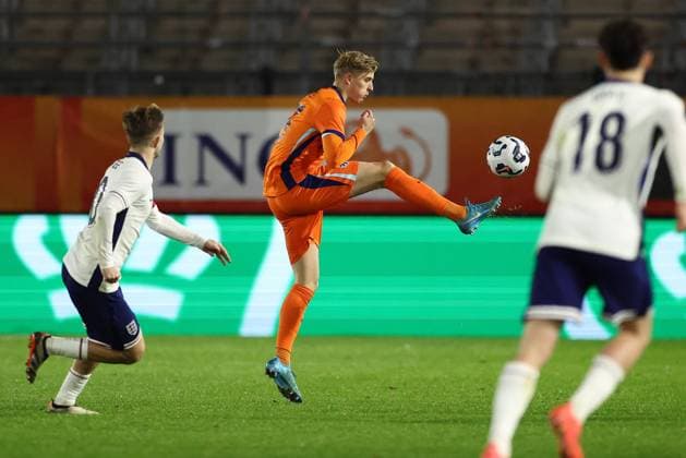 ALMERE , 18-11-2024 , Yanmar stadium , season 2024 2025 , UEFA European U21, U 21 Football 2025 Friendly match. .Netherlands U21 player Max Bruns during the match Netherlands U21 - England U21 Netherlands U21 - England U21  x26776795x Copyright: