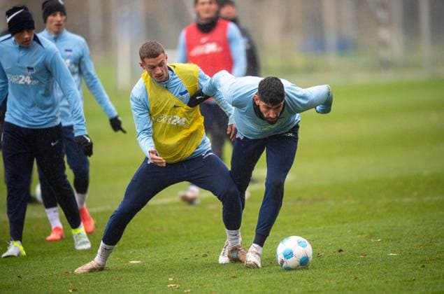 Football, Men, Season 2024 25, 2 Bundesliga, Hertha BSC, Training, f l Michael Cuisance Hertha BSC , Andreas Bouchalakis Hertha BSC , 19 11 2024, Copyright: xSebastianxRäppold MatthiasxKochx