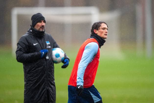 Football, Men, Season 2024 25, 2 Bundesliga, Hertha BSC, Training, f l Coach Cristian Fiel Hertha BSC , Fabian Reese Hertha BSC , 19 11 2024, Copyright: xSebastianxRäppold MatthiasxKochx