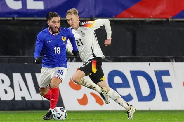 Rayan Cherki France and Maximilian Beier Germany battle for the ball during the International Friendly match between France U21 and Germany U21 at Stade du Hainaut on November 19, 2024 in Valenciennes, France Photo by Marco Steinbrenner DeFodi Images not used in POL SRB CRO FRA GBR NED ITA USA Defodi 700 fra ger 20241119 052 Defodi-108 not used in POL SRB CRO FRA GBR NED ITA USA