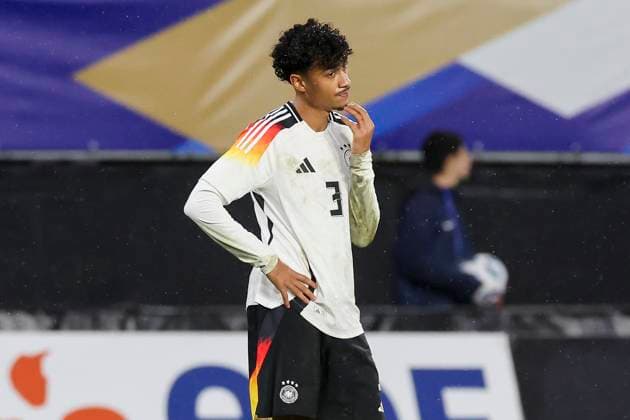 France, Valenciennes, 19 11 2024, Stade du Hainaut, France U21 v Germany U21 International Friendly, Nathaniel Brown Germany looks dejected Valenciennes Stade du Hainaut France eu-images-700