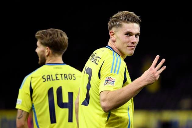 Sweden s Viktor Gyökeres celebrates after his 5 0 goal and hat trick during Tuesday s UEFA Nations League Group 1 Division C football match between Sweden and Azerbaijan at the National Arena, Strawberry Arena in Stockholm, Sweden November 19, 2024 STOCKHOLM SWEDEN x12180x  Copyright: xJakobxAkerstenxBrodÃ n TTx NATIONS LEAGUE SWEDEN-AZERBAIJAN