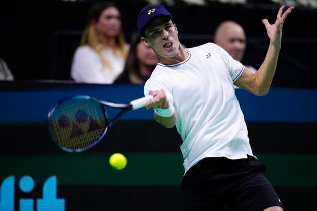 Davis Cup Final - Germany v Canada Quarter-Final MALAGA, SPAIN - NOVEMBER 20: Daniel Altmaier of Team Germany in his singles match against Gabriel Diallo of Team Canada during the Quarter-Final tie between Germany and Canada during the Davis Cup Final at Palacio de Deportes Jose Maria Martin Carpena on November 19, 2024 in Malaga, Spain. Malaga Spain  Copyright: xJosexBretonx originalFilename:bretonhernandez-daviscup241120_npw3j.jpg