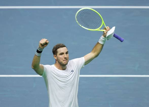 Jan Lennard Struff GER cheers after the victory, jubilation, joy, emotion, Davis Cup Final 2024, Palacio de Deportes JosÃ Copyright: xJuergenxHasenkopfx