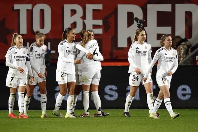 ENSCHEDE - Real Madrid celebrates Alba Redondo of Real Madrid s 1-3 during the UEFA Champions League women s match between FC Twente and Real Madrid at Stadion De Grolsch Veste on Nov. 20, 2024 in Enschede, Netherlands. ANP VINCENT JANNINK UEFA Women s Champions League 2024 25 Group Stage MD4 2024 25 xVIxANPxSportx xxANPxIVx 513903739 originalFilename: 513903739.jpg